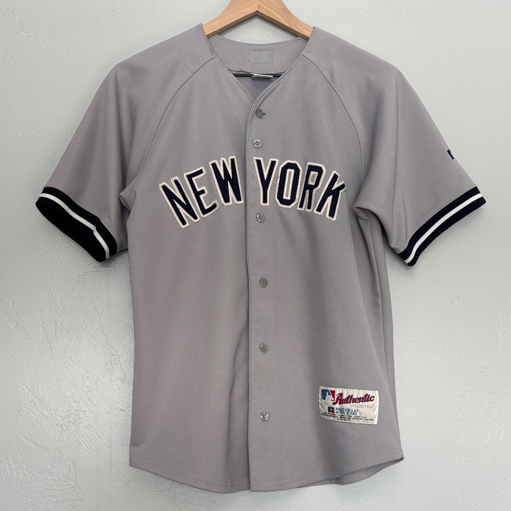 Russell Athletic Gray New York Jersey Derek Jeter #2